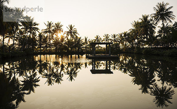 Keralische Backwaters  Nord-Paravoor  Kerala  Indien