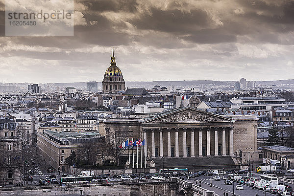 Stadtbild aus hohem Winkel über Paris  Frankreich