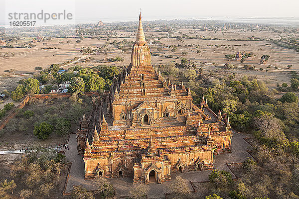 Blick von oben auf den Sulamani Pahto-Tempel  Bagan  Region Mandalay  Myanmar