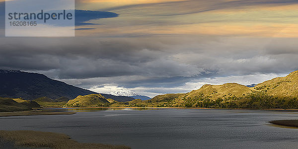 Berglandschaft  Nationalpark Patagonien  Chacabuco-Tal bei Cochrane  Region Aysen  Patagonien  Chile  Südamerika