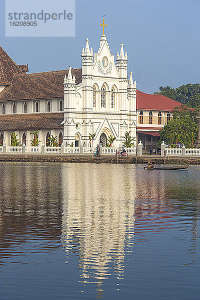 St. Mary Forane-Kirche  Backwaters  Alappuzha (Alleppey)  Kerala  Indien  Asien
