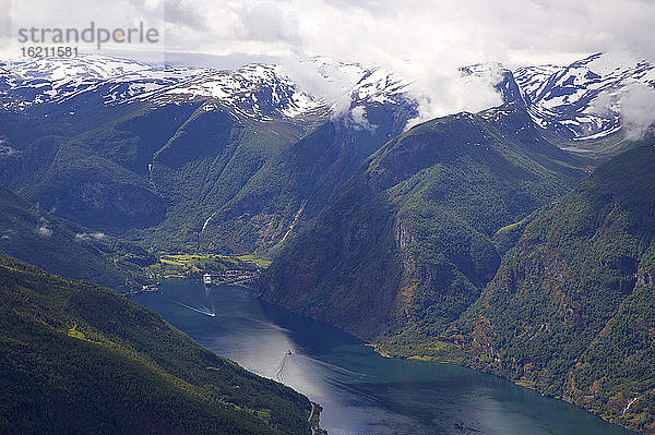 Norwegen  Fjord Norwegen  Aurlandsfjord