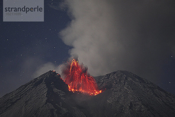 Indonesien  Ost-Java  Vulkan Semeru  Ausbruch
