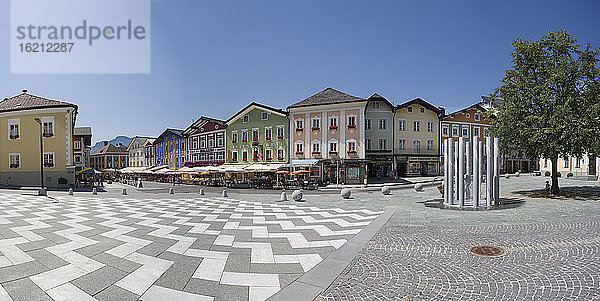 Österreich  Salzkammergut  Mondsee  Blick auf den Marktplatz