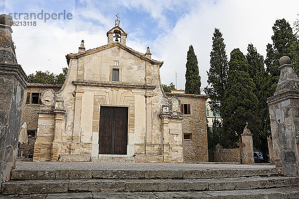 Spanien  Mallorca  Blick auf die Kirche El Calvario in Polenca