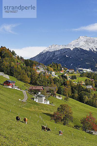Österreich  Vorarlberg  Blick auf Bartholomäberg und Montafoner Tal