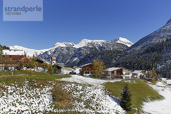 Österreich  Vorarlberg  Blick auf Lechtaler Alpen  Rufikopf und Rufispitze
