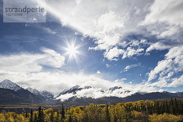 USA  Alaska  Blick auf die Chugach Mountains