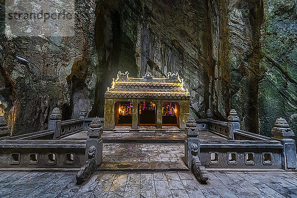 Vietnam  Da Nang  Buddhistisches Heiligtum in den Marmorbergen