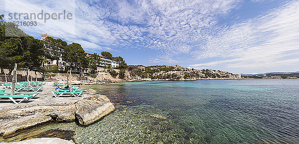 Spanien  Balearische Inseln  Mallorca  Blick auf das Hotel Cala Fornells