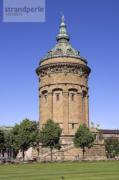 Deutschland  Mannheim  Blick auf den Wasserturm