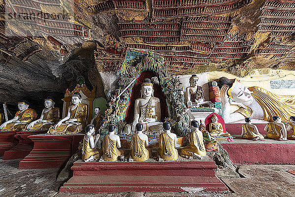 Myanmar  Staat Kayin  Hpa-an  Buddha-Statuen in der Kawgun-Höhle