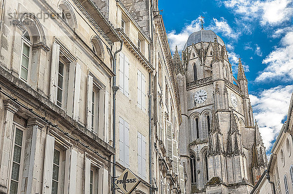 Frankreich  Charente Maritime  Saintes  Kathedrale von Saint-Pierre