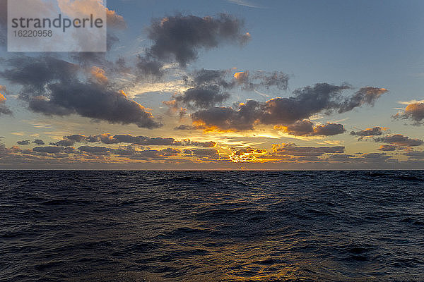 Europa  Mittelmeer  Sonnenuntergang