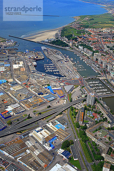Frankreich  Pas-de-Calais  Luftaufnahme von Boulogne sur mer