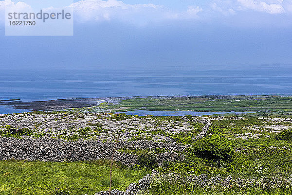 Europa  Republik Irland  Grafschaft Galway  Aran-Inseln  Landschaft der Insel Inishmore