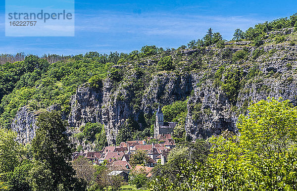 Frankreich  Okzitanien  Quercy  Lot  Dorf Gluges (Jakobsweg)