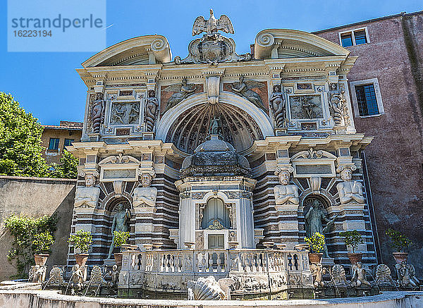 Italien  Latium  Tivoli  Monumentalbrunnen im Garten der Villa d'Este (UNESCO-Welterbe)  Renaissance
