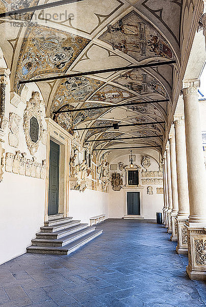 Italien  Venetien  Padua  Universität  Innenhof mit Säulengang aus dem 16.