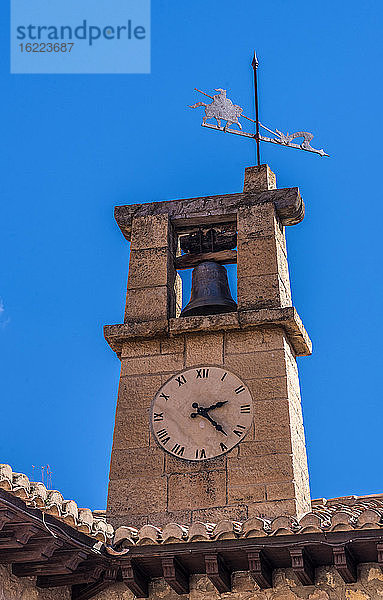 Spanien  Autonome Gemeinschaft Aragonien  Provinz Teruel  Dorf Albarracin (Schönstes Dorf Spaniens)  Glockenturm des Rathauses