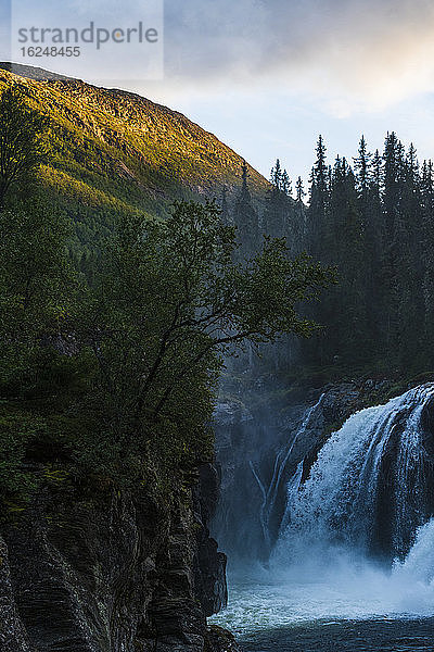 Blick auf den Wasserfall