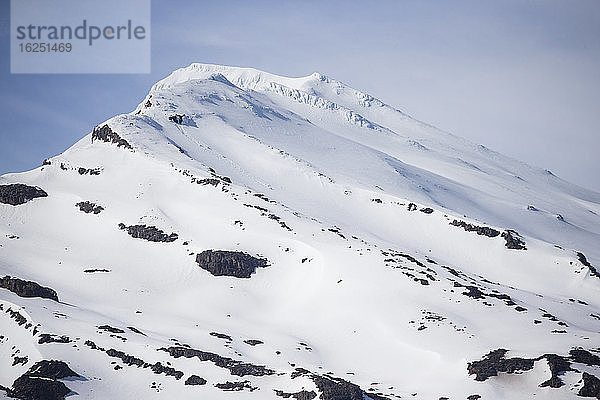 Schneebedeckter Gipfel