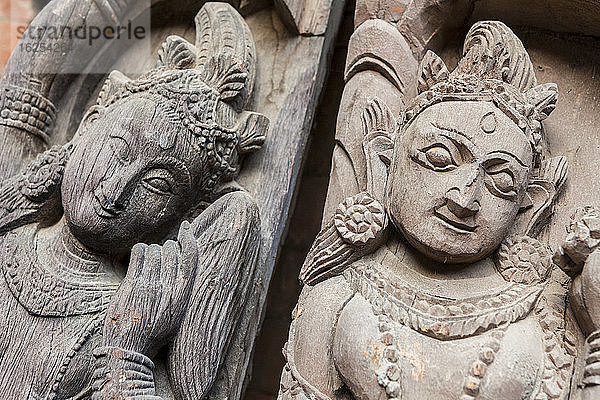 Relikte im Patan Museum  Durbar Square; Patan  Lalitpur  Nepal