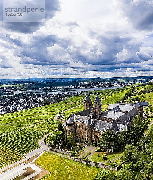 Luftaufnahme  Abtei St. Hildegard  Benediktinerinnen-Abtei  Eibingen bei Rüdesheim  Bistum Limburg  Hessen  Deutschland  Europa