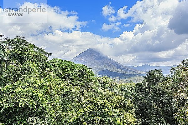 Vulkan Arenal  La Fortuna  Provinz Alajuela  Costa Rica  Mittelamerika
