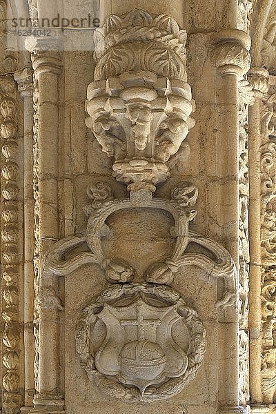 Geschnitzte Mauern im Kreuzgang  Kloster der Hieronymiten  Mosteiro dos Jeronimos  Belem  Lissabon  Portugal  Europa