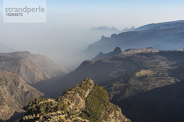 Berglandschaft  Simien Mountains Nationalpark  Äthiopien  Afrika