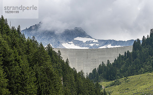 Österreich  Tirol  Zillertal  Staumauer Zillergrund