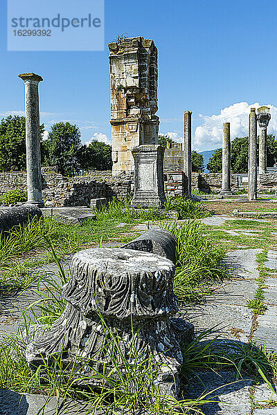 Griechenland  Ostmakedonien und Thrakien  Filippoi  Antike Ruinen von Philippi an einem sonnigen Tag