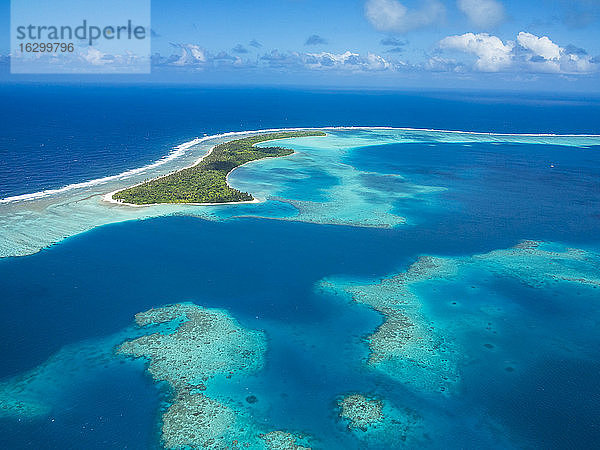 Frankreich  Wallis und Futuna  Luftaufnahme der blauen Lagune im Sommer