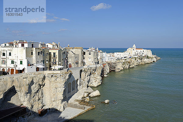Italien  Apulien  Apulien  Gargano  Vieste  alte Stadt an der Küste