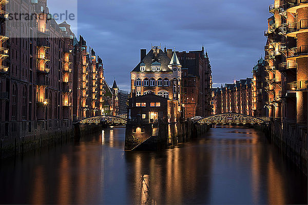 Deutschland  Hamburg  Blick auf das Wasserschloss
