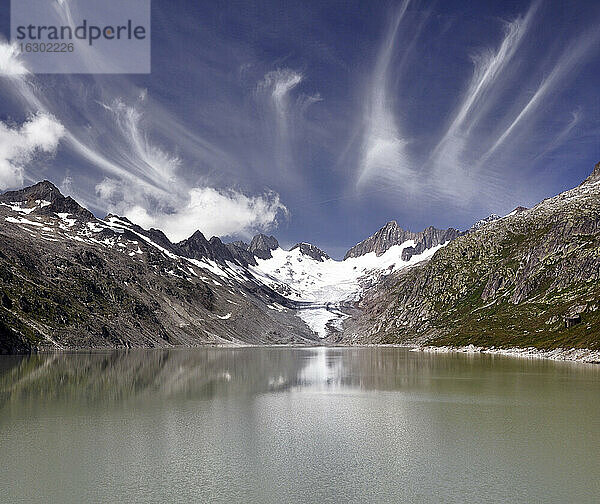 Schweiz  Kanton Bern  Berner Alpen  Oberer Aare-See und Oberer Aare-Gletscher