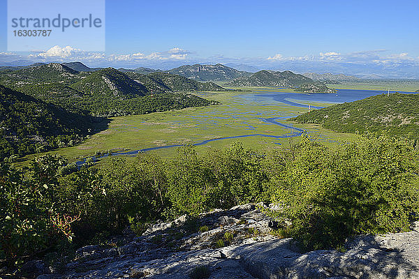 Montenegro  Crna Gora  über dem Skadar-See-Nationalpark
