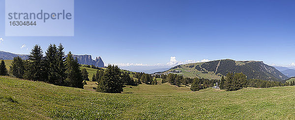 Italien  Südtirol  Seiseralm und Schlerngruppe