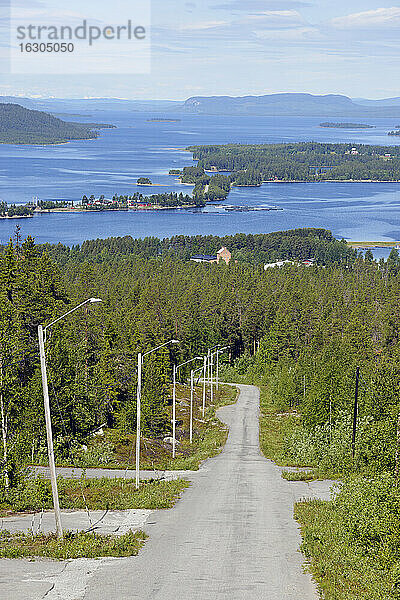 Schweden  Storuman  Blick über den See mit Inseln