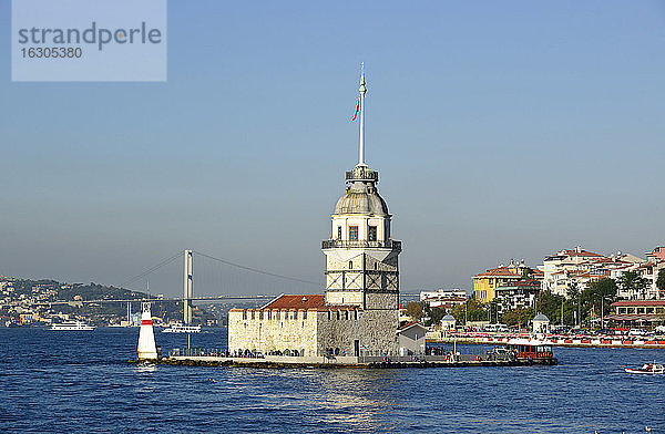 Türkei  Istanbul  Jungfernturm am Bosporus