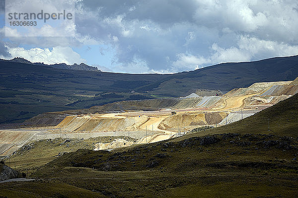 Südamerika  Peru  Region Cajamarca  Cajamarca  Goldmine Yanacocha