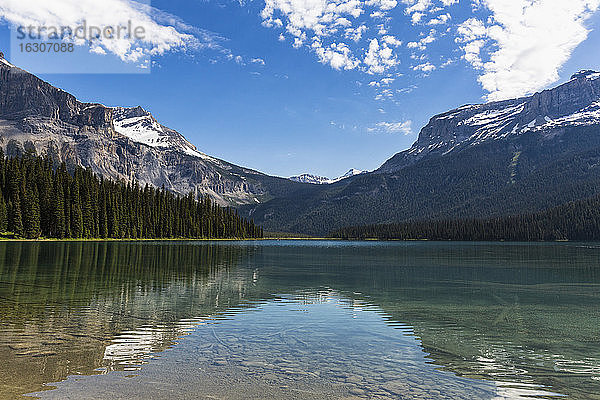 Kanada  Britisch-Kolumbien  Yoho Nationalpark  President Range  Emerald Lake