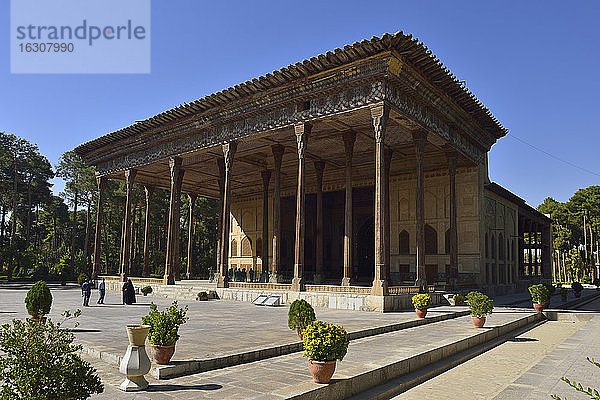 Iran  Provinz Isfahan  Isfahan  Safawidenpalast Chehel Sotoun