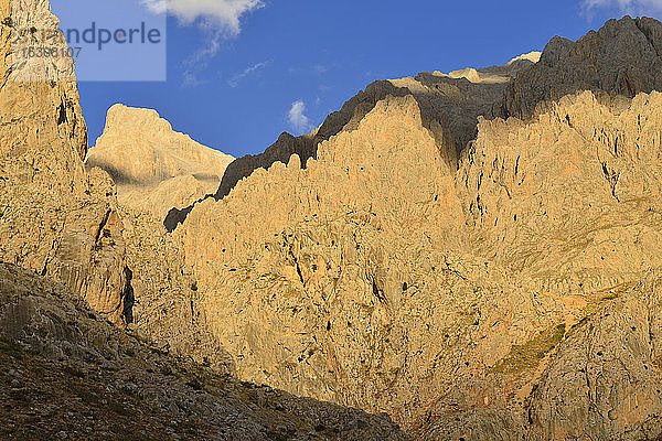 Türkei  Aladaglar-Nationalpark  Bergblick vom Sokullunpinar-Camp