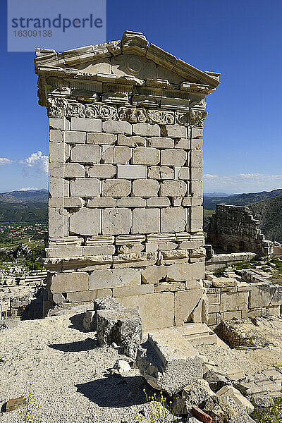 Türkei  Provinz Antalya  Pisidien  Rekonstruierter antiker Heroon in der archäologischen Stätte von Sagalassos