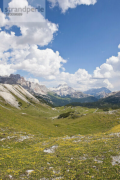 Italien  Südtirol  Dolomiten  Naturpark Fanes-Sennes-Prags  auf der Sennes-Hütte