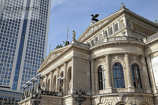 Deutschland  Hessen  Frankfurt  Altes Opernhaus und Opernturm