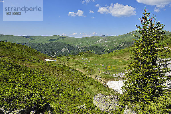 Montenegro  Blick auf das Bjelasica-Gebirge