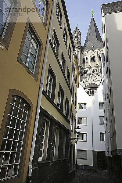 Deutschland  Nordrhein-Westfalen  Köln  Blick auf die Kirche Groß St. Martin